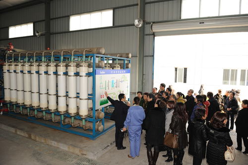 綠色工廠，透明未來 華峰氨綸環(huán)保開放日展現(xiàn)責(zé)任與創(chuàng)新